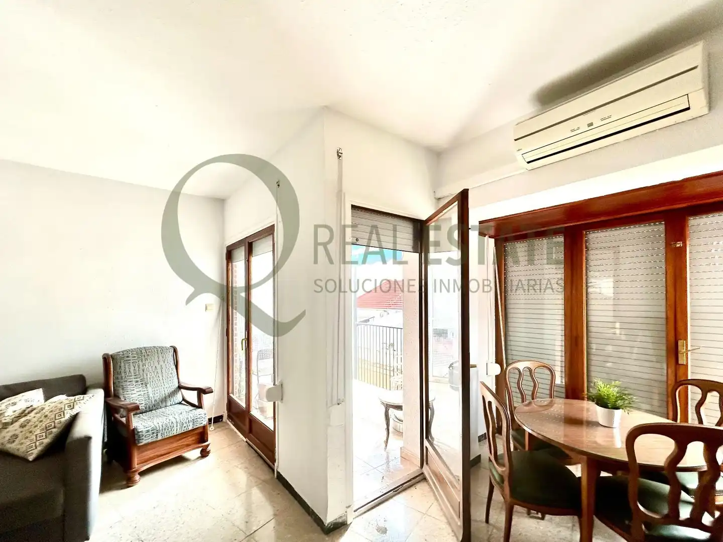 Flat with terrace for sale in PINTOR VELAZQUEZ, imagen 5