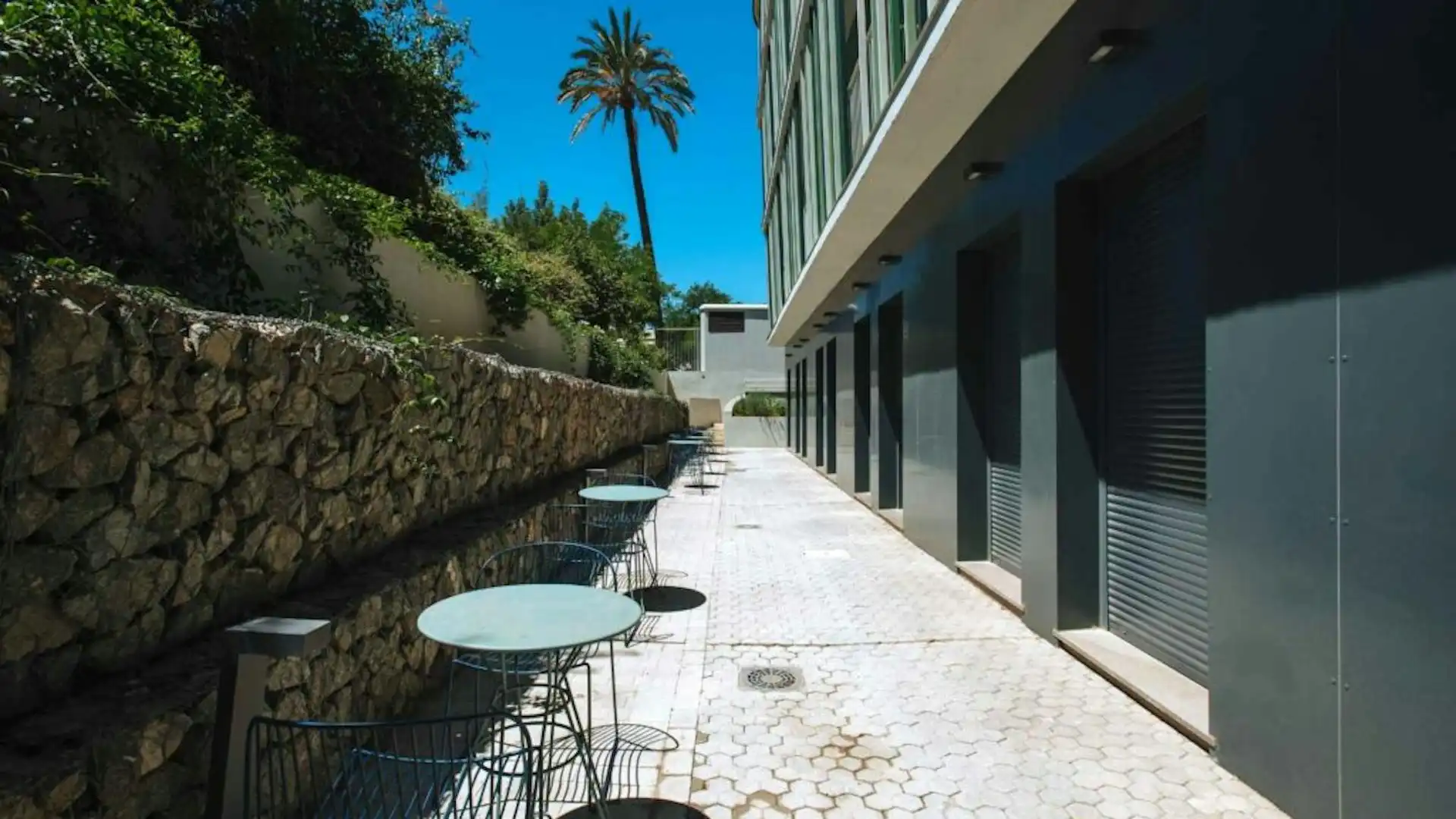 Terrace of Flat for share in Sevilla  with Air Conditioner and Heating