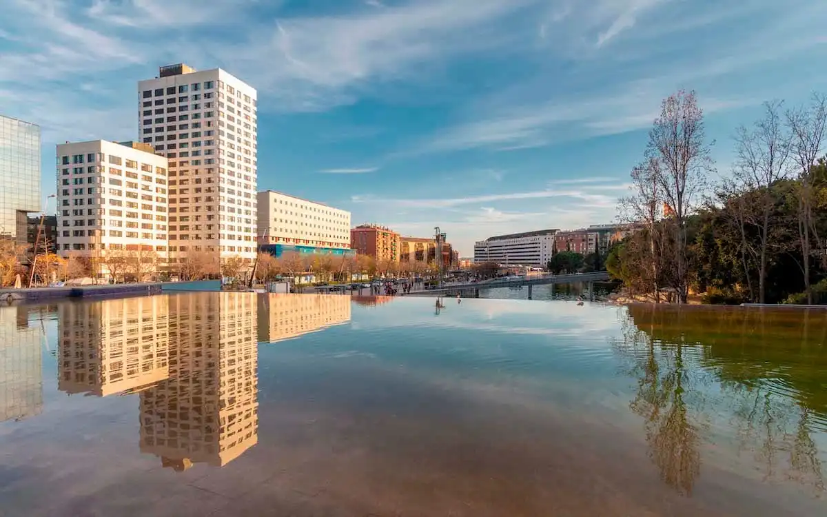 Vista exterior de Piso en venta en Sabadell con Aire acondicionado, Calefacción y Jardín privado