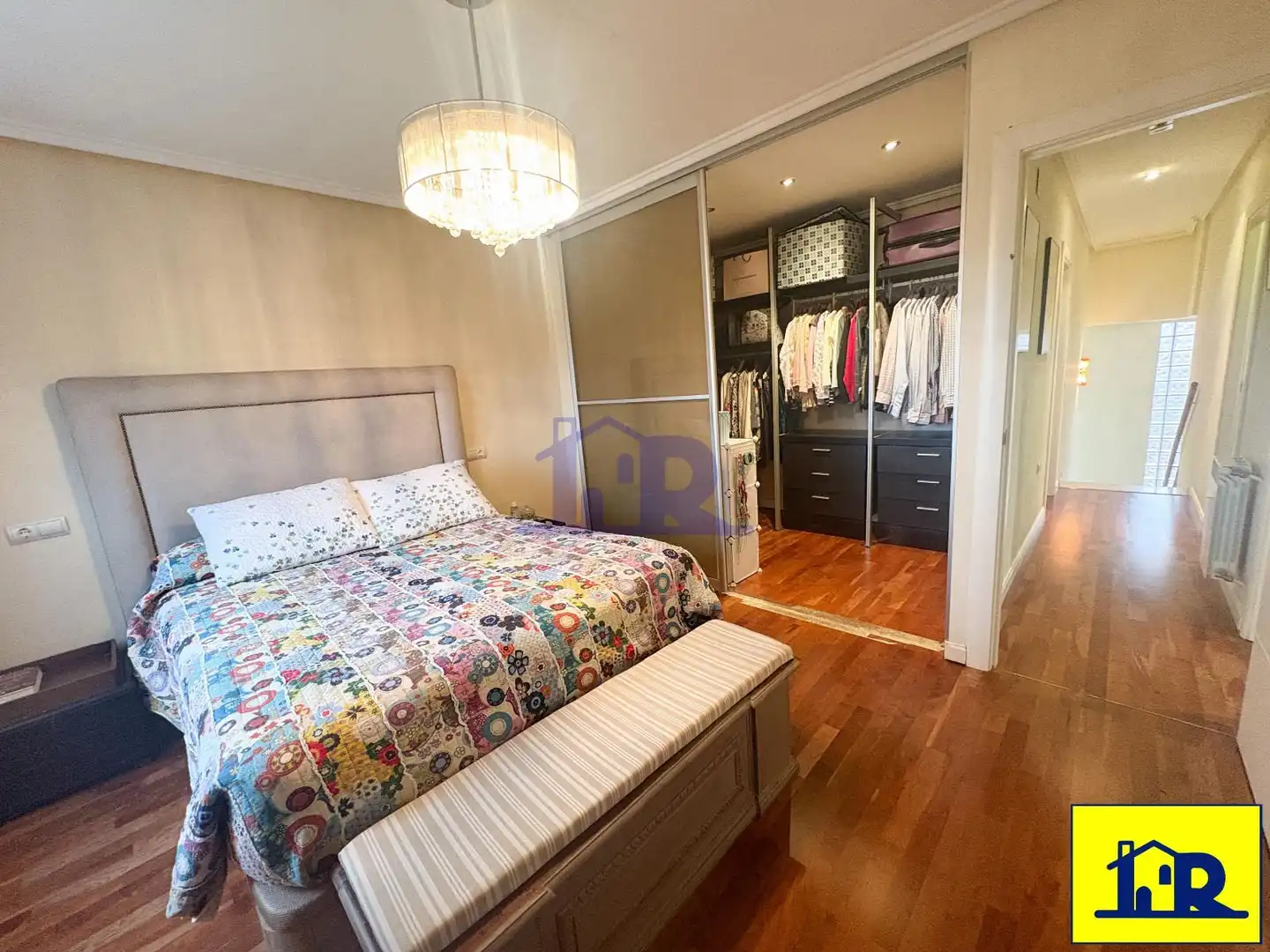 Bedroom of Detached homes for sale in Cuenca  with Air Conditioner, Heating and Swimming Pool