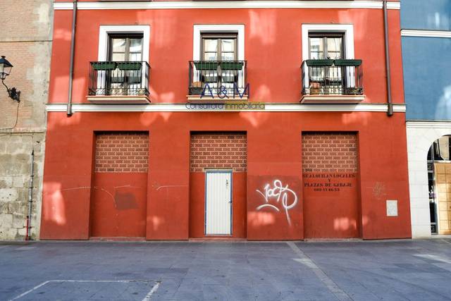 Local comercial en Alquiler en Andrés de Laorden en Centro