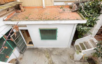 Terrassa de Pis en venda en Badalona amb Jardí privat