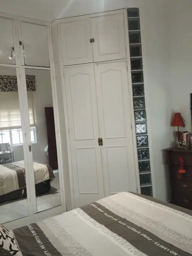 Habitación de Casa adosada en venta en Algeciras