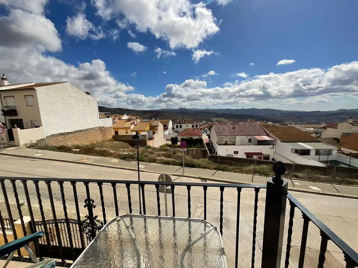 Vista exterior de Casa o xalet en venda en Villanueva de la Concepción amb Aire condicionat, Calefacció i Terrassa