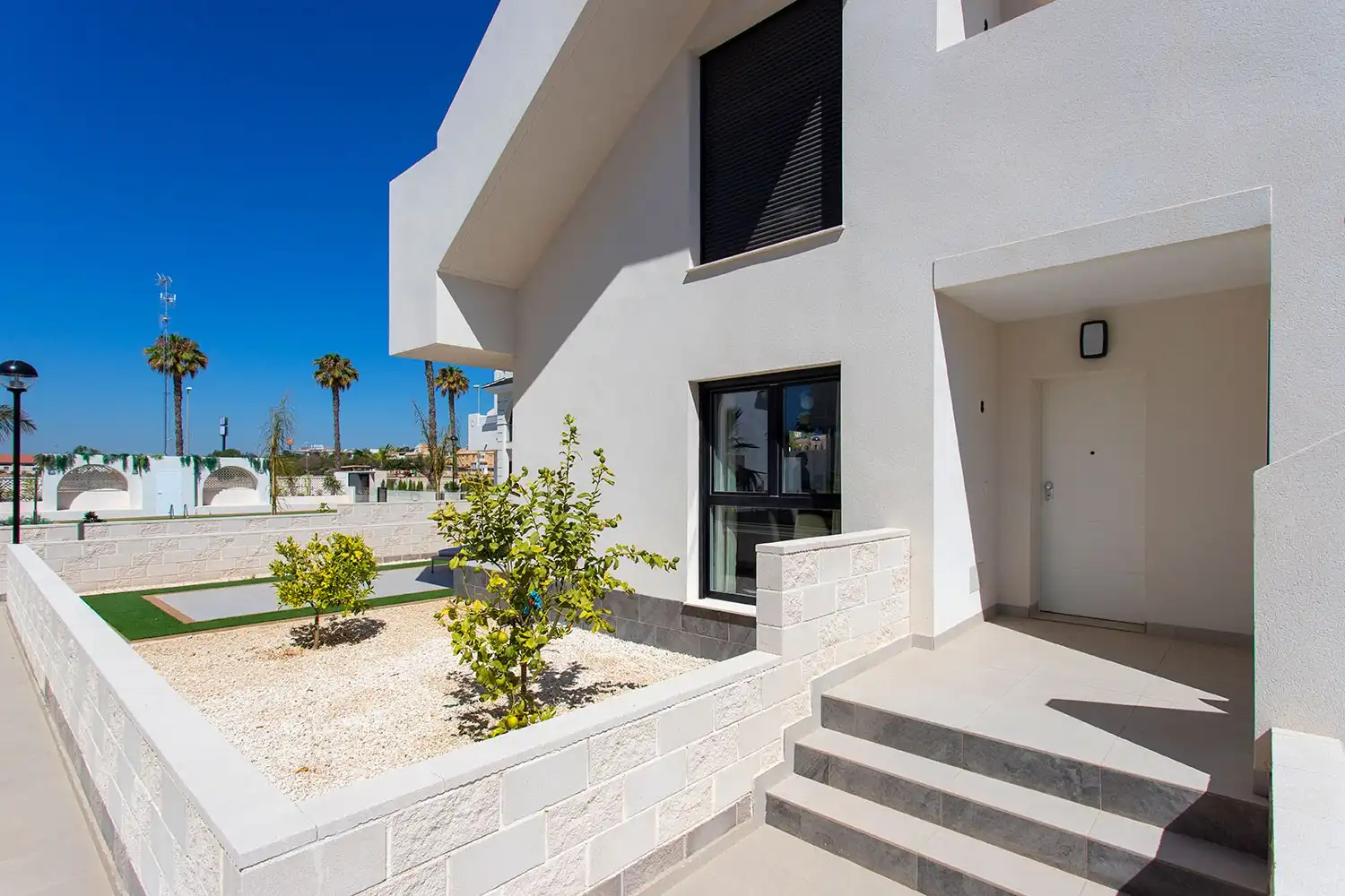Vista exterior de Planta baja en venta en Rojales con Aire acondicionado, Terraza y Piscina