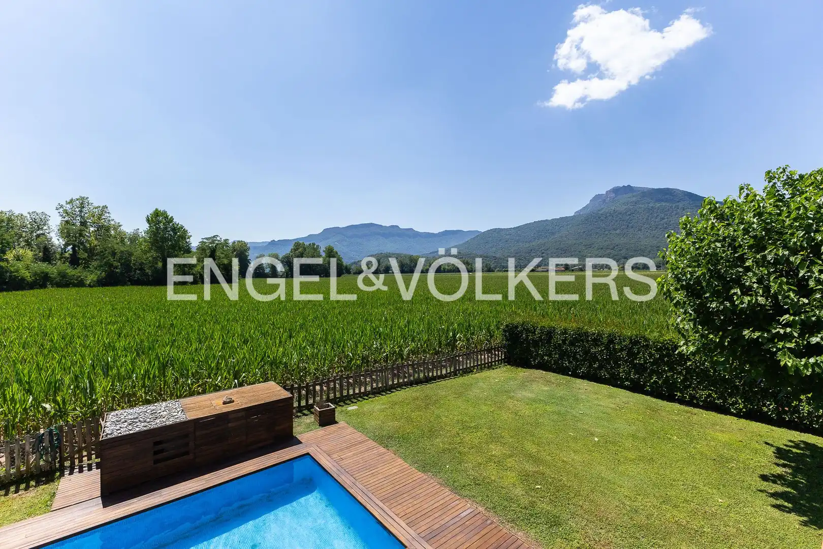 Haus oder Chalet zum Verkauf in La Vall d'en Bas mit Heizung und Privatgarten