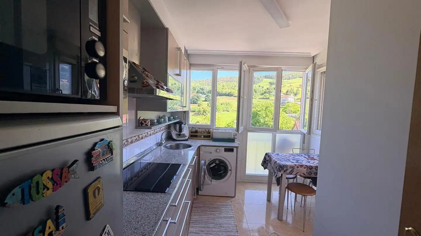 Küche von Wohnung zum Verkauf in Meruelo mit Heizung, Terrasse und Möbliert