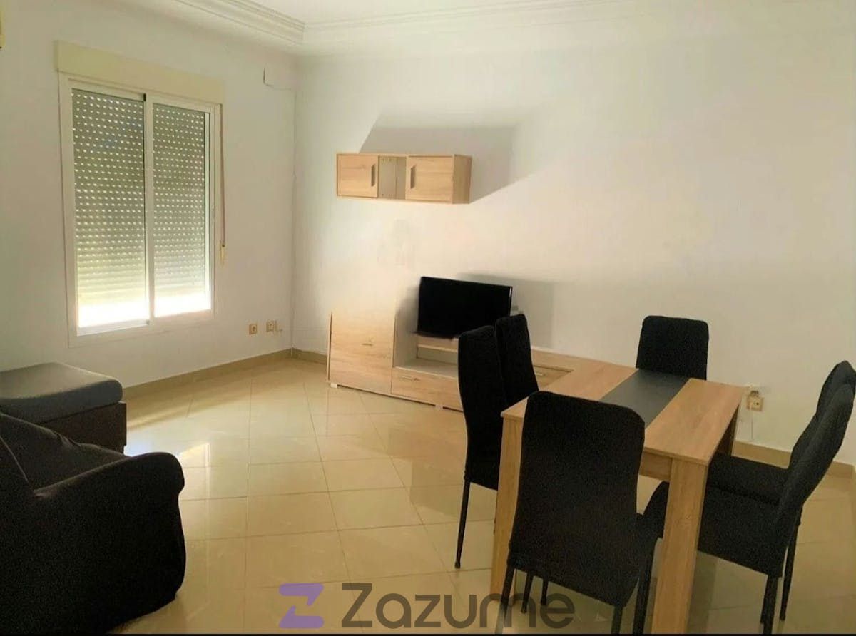 Single-family semi-detached for rent in C. Rafael Gordillo, Guillena pueblo