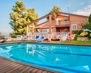 Swimming pool of House or chalet for sale in Gelida  with Air Conditioner, Heating and Private garden