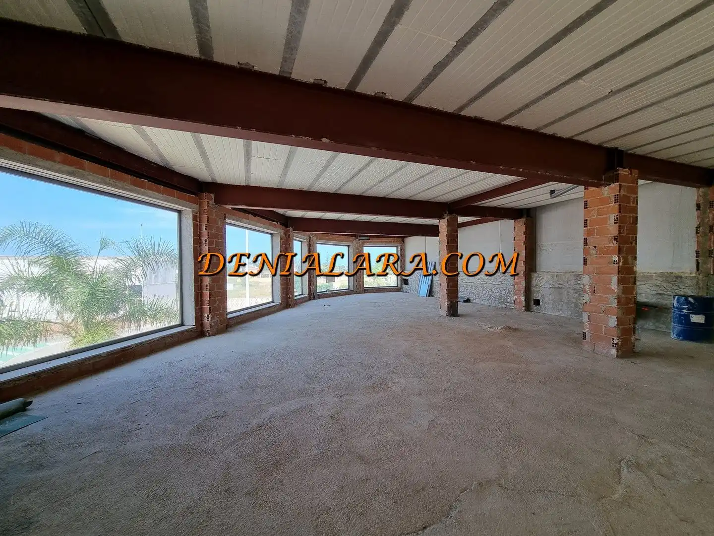 Business premises for sale in Ondara