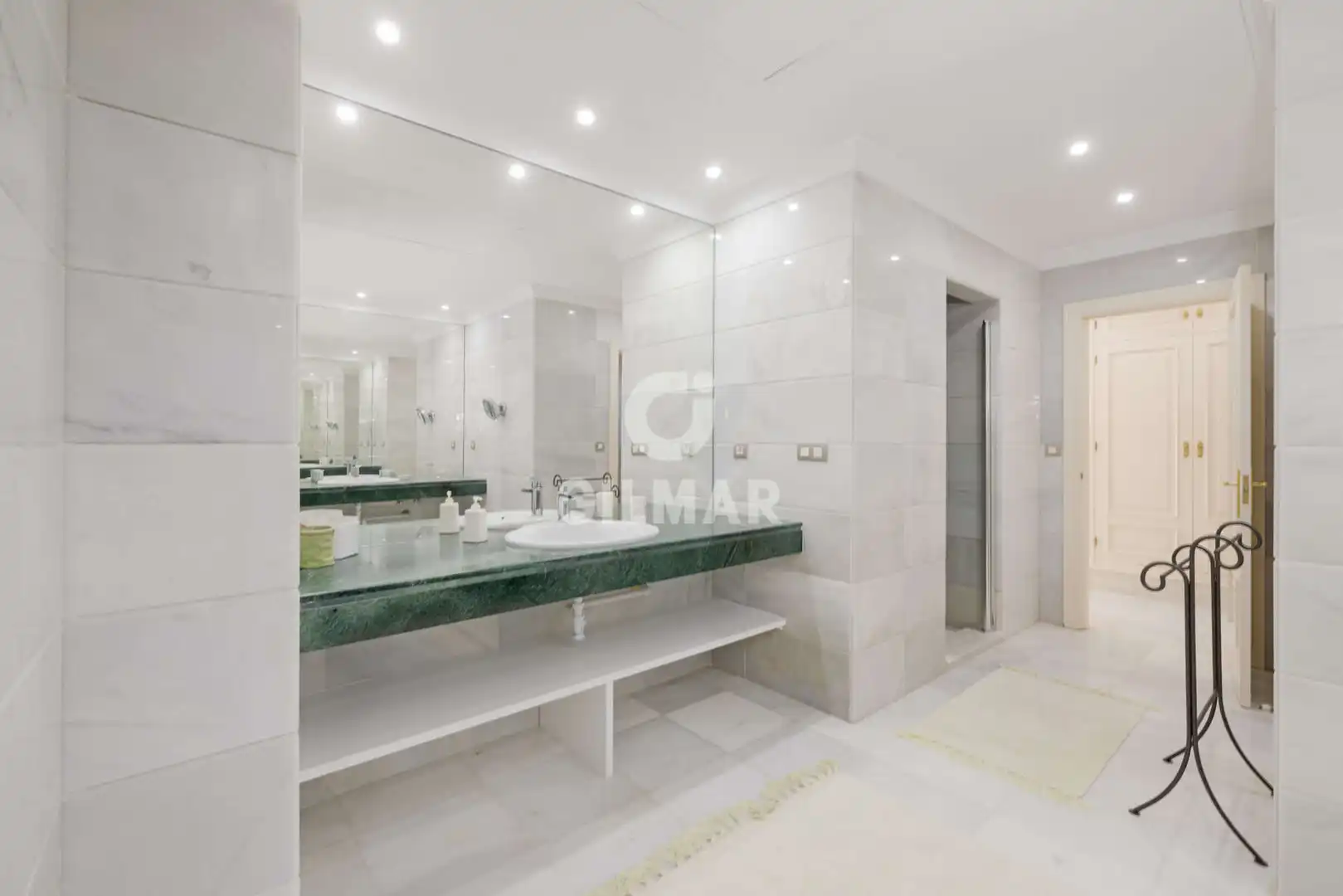 Baño de Casa o chalet en venta en Estepona con Calefacción, Jardín privado y Piscina