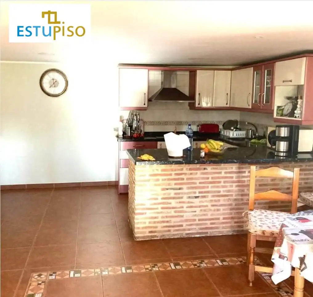 Cocina de Residencial en venta en Mansilla Mayor