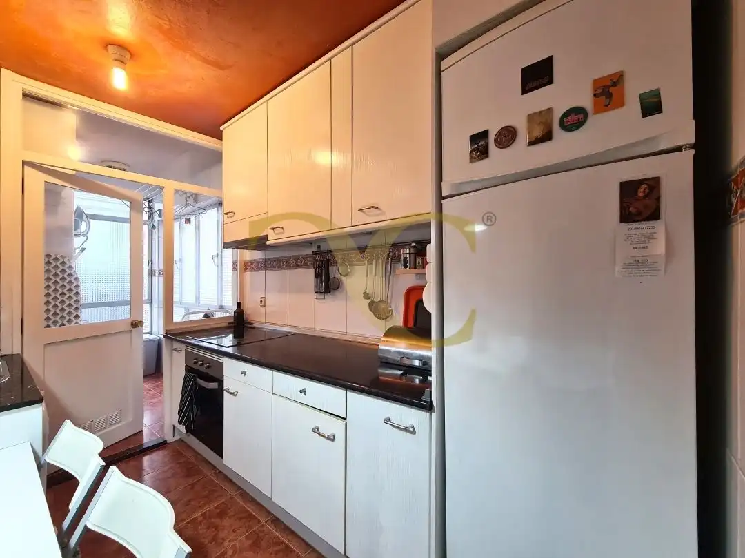 Küche von Wohnung zum Verkauf in Gijón  mit Heizung, Terrasse und Abstellraum
