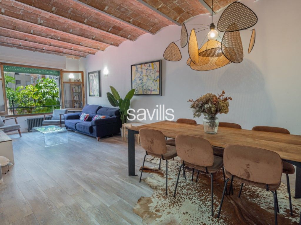 Sala d'estar de Apartament en venda en  Barcelona Capital amb Terrassa, Moblat i Forn