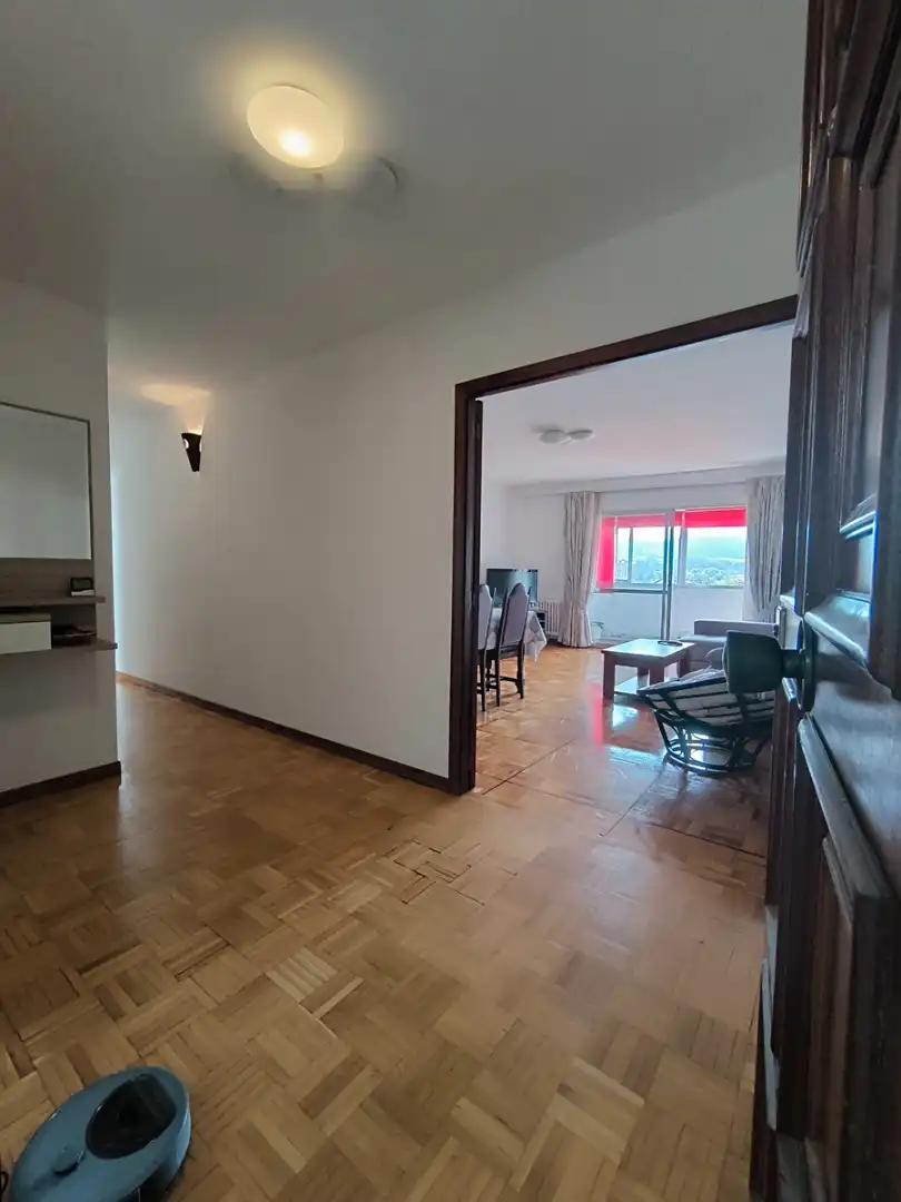 Living room of Flat for rent in Vilagarcía de Arousa  with Heating, Parquet flooring and Furnished
