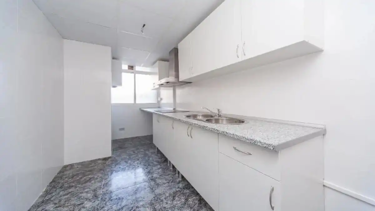 Piso con ascensor en venta en Avinguda del Marquès de Mont-Roig, imagen 4
