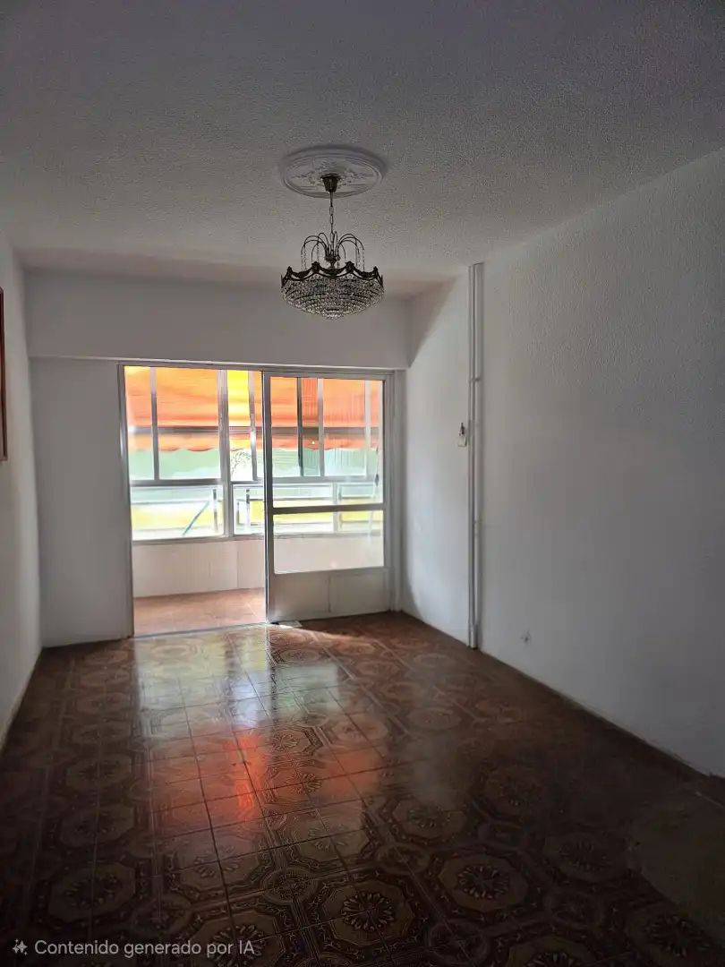 Flat with lift for sale in Calle Juan Muñoz