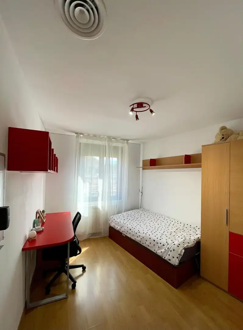 Habitación de Piso en venta en Monzón con Aire acondicionado, Calefacción y Amueblado
