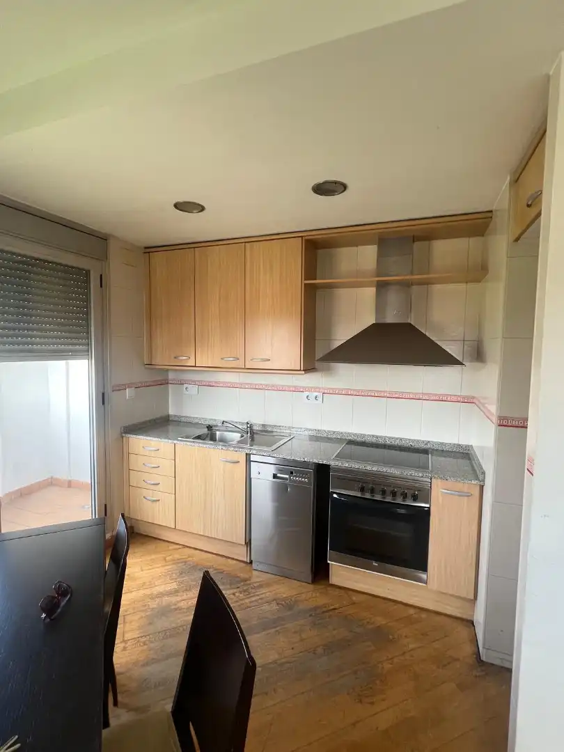 Cocina de Piso en venta en Barberà del Vallès con Balcón y Piscina comunitaria