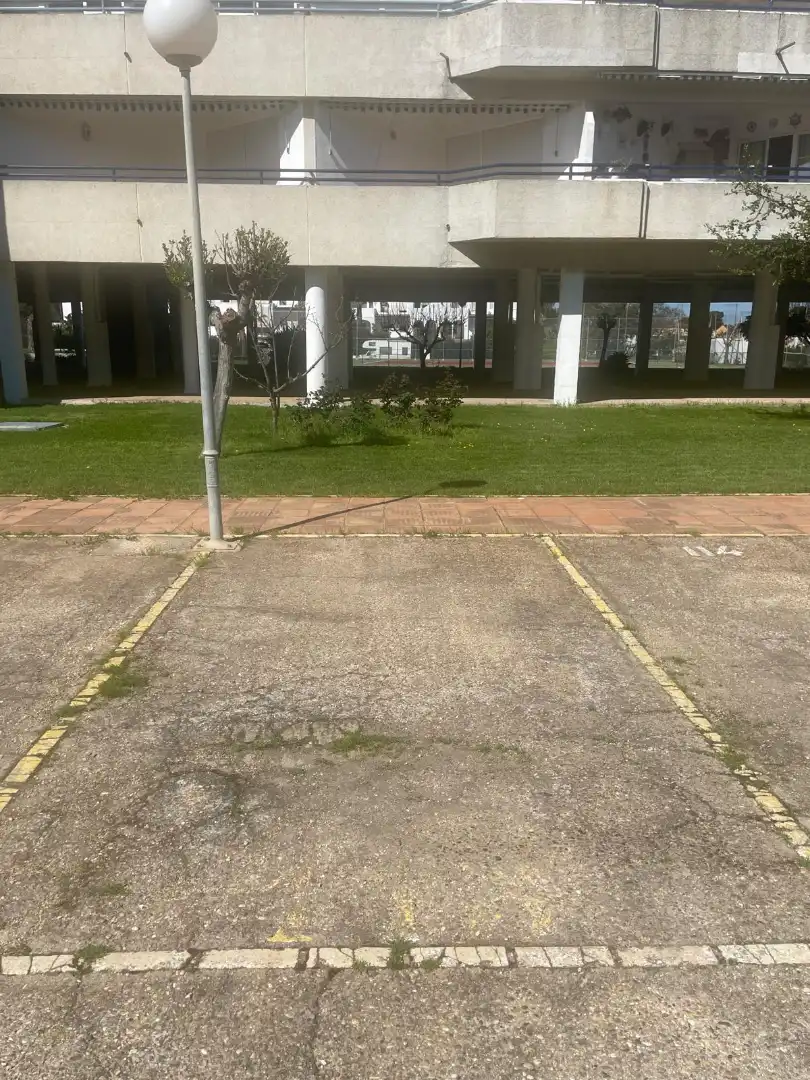 Aparcament de Apartament en venda en El Portil amb Terrassa, Moblat i Piscina comunitària
