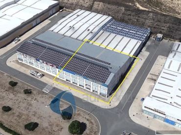 Industrial building to rent in Oyón-Oion