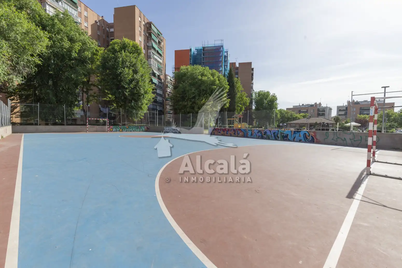 Exterior view of Flat for sale in Alcalá de Henares  with Heating and Terrace