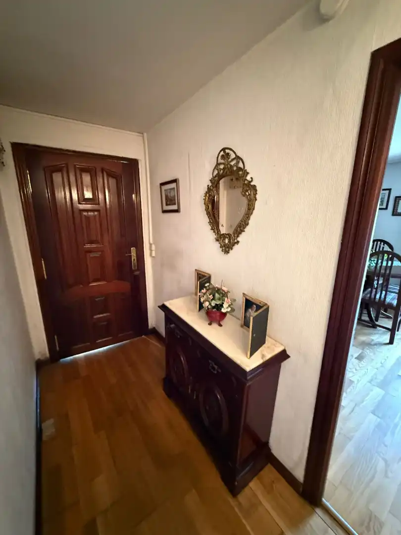 Casa o chalet en venta en Oviedo  con Jardín privado, Parquet y Trastero