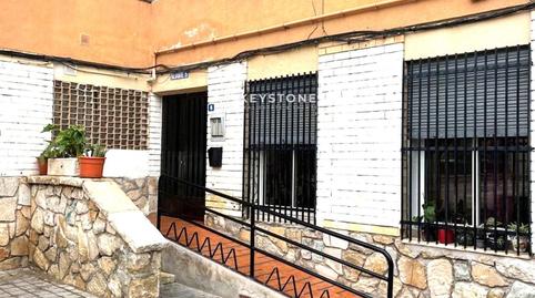 Photo 2 of Flat for rent in Calle Sierra Pándols, 5, Cuatrocientas Viviendas, Alicante / Alacant