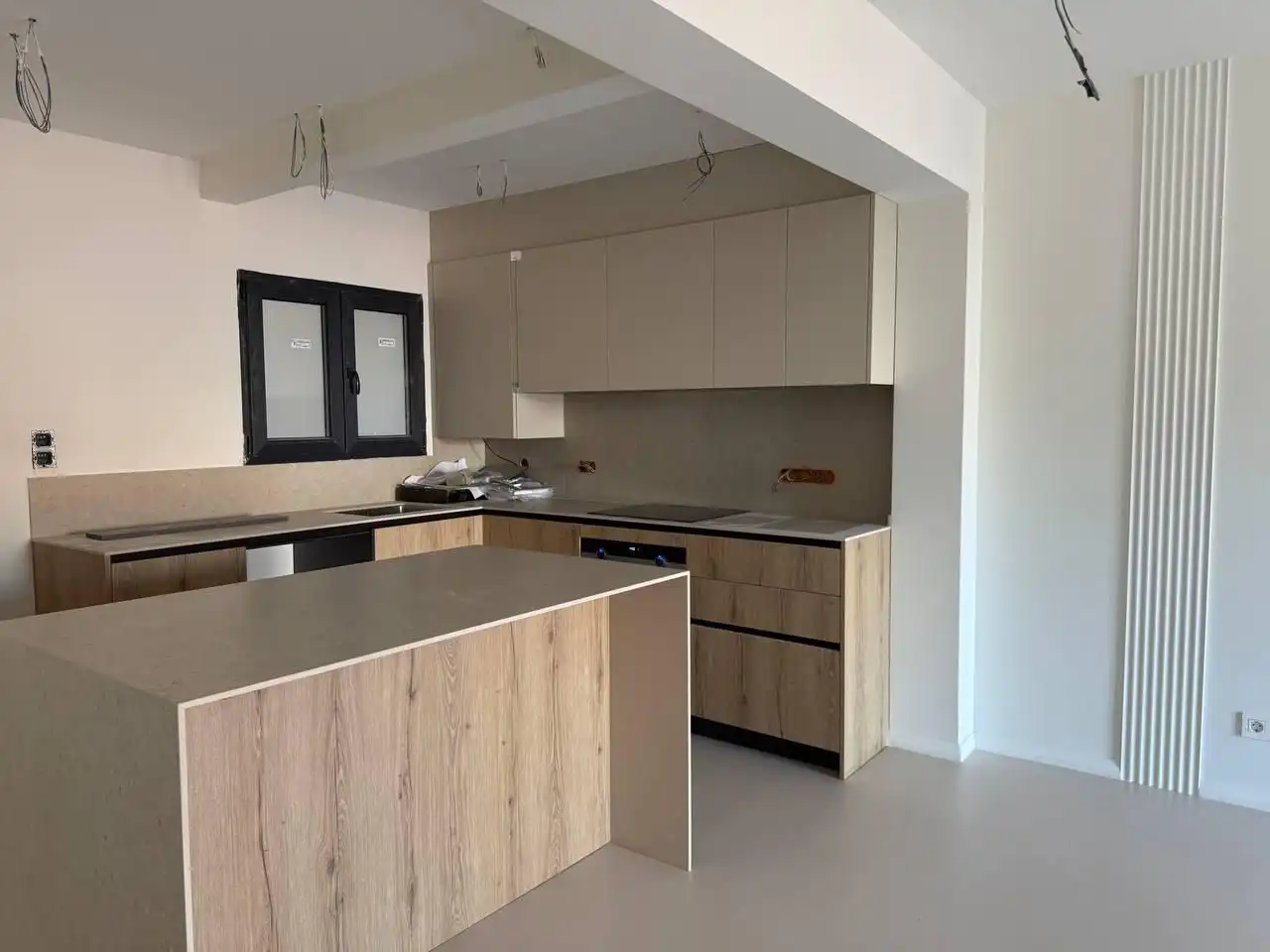 Küche von Wohnung zum Verkauf in Sant Feliu de Guíxols mit Klimaanlage, Heizung und Terrasse