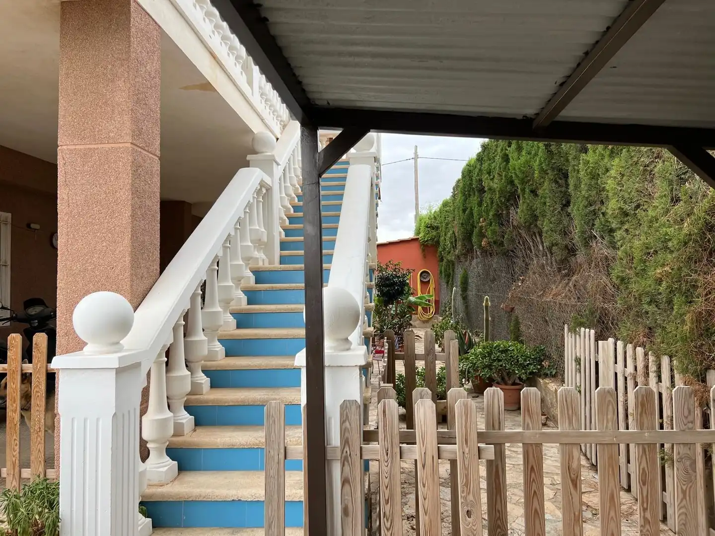 Vista exterior de Casa o xalet en venda en Mutxamel amb Aire condicionat, Calefacció i Jardí privat