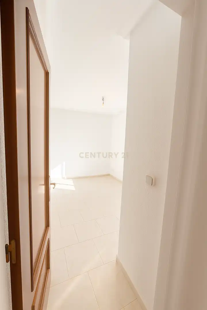 Bedroom of Flat for sale in Trujillo  with Air Conditioner, Oven and Washing machine
