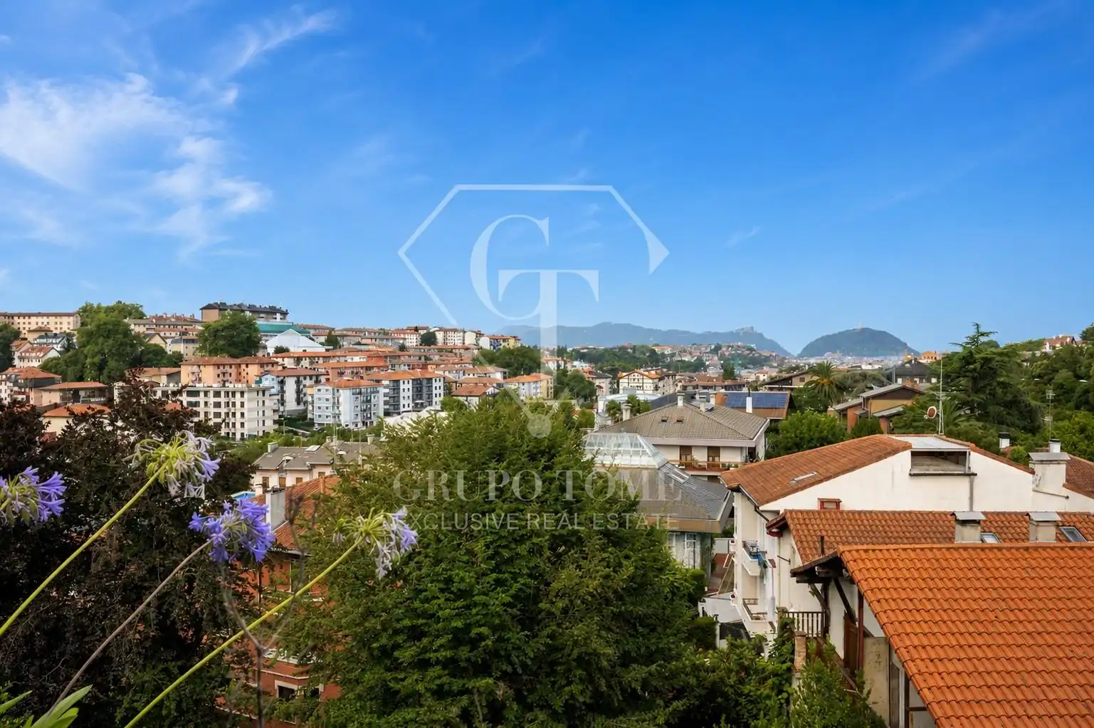 Vista exterior de Pis en venda en Donostia - San Sebastián  amb Aire condicionat, Calefacció i Terrassa