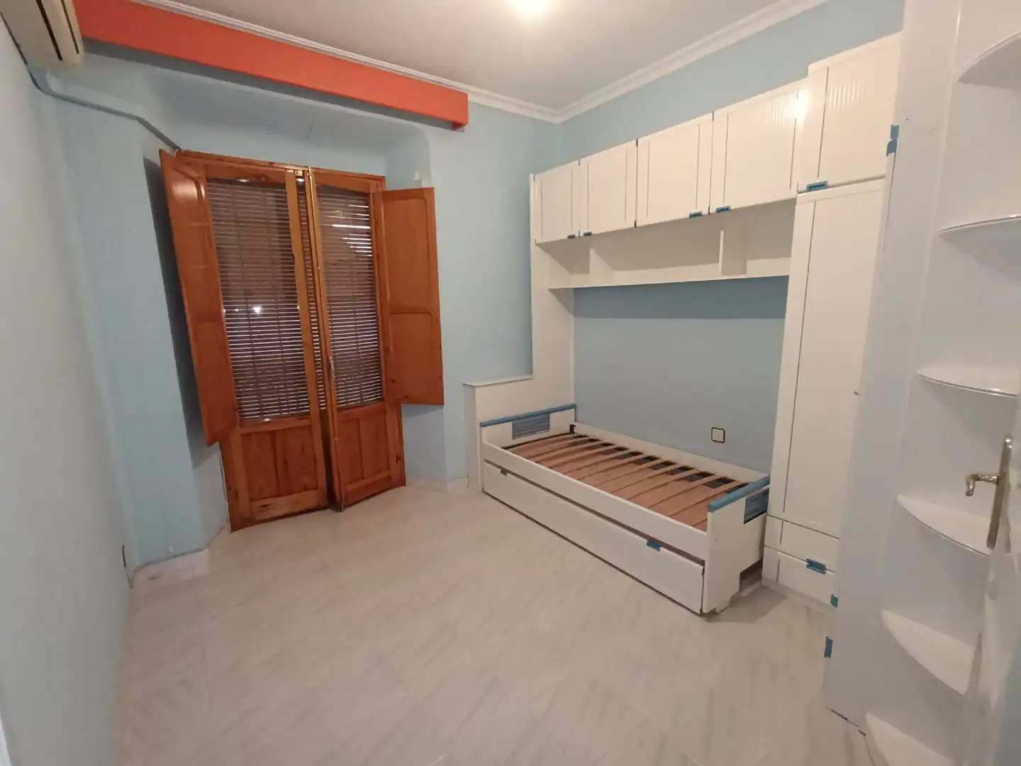 Habitación de Piso en venta en Linares con Aire acondicionado y Calefacción