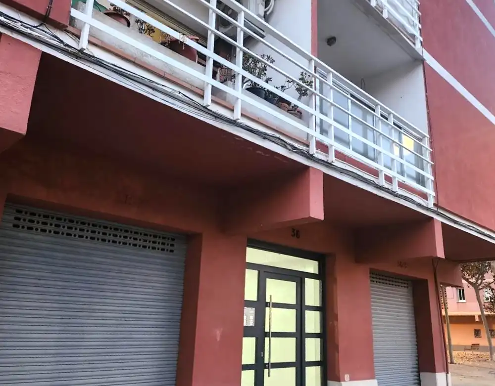 Vista exterior de Pis en venda en El Prat de Llobregat