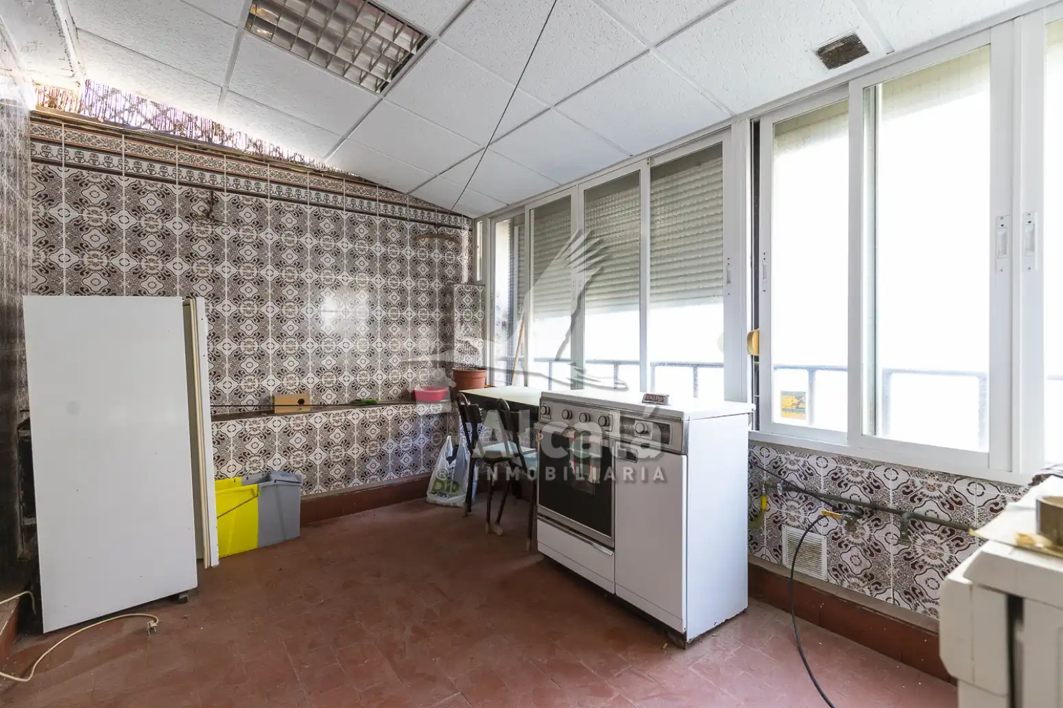 Cuina de Casa o xalet en venda en Alcalá de Henares amb Calefacció, Traster i Balcó