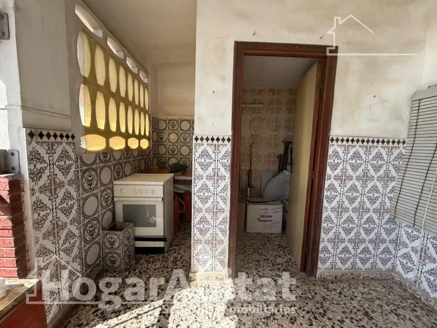 Cuina de Casa o xalet en venda en Benaguasil amb Aire condicionat, Jardí privat i Terrassa