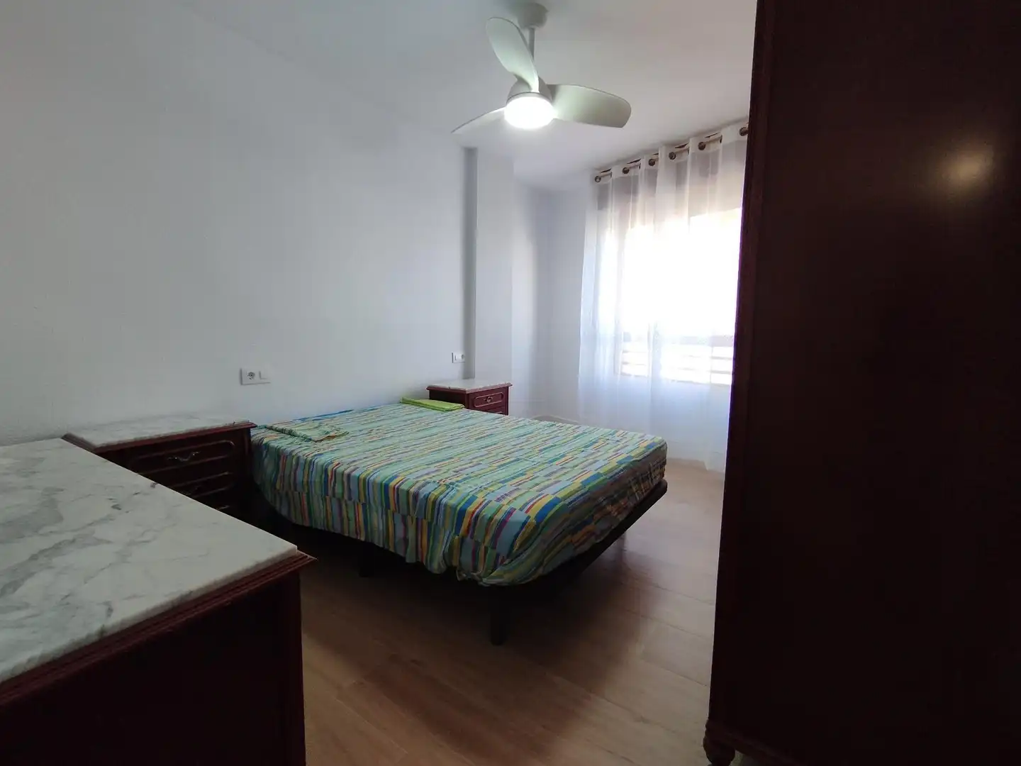 Habitación de Piso de alquiler en Águilas con Aire acondicionado, Amueblado y Balcón