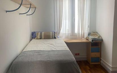 Bedroom of Flat to share in Bilbao   with Air Conditioner, Heating and Terrace