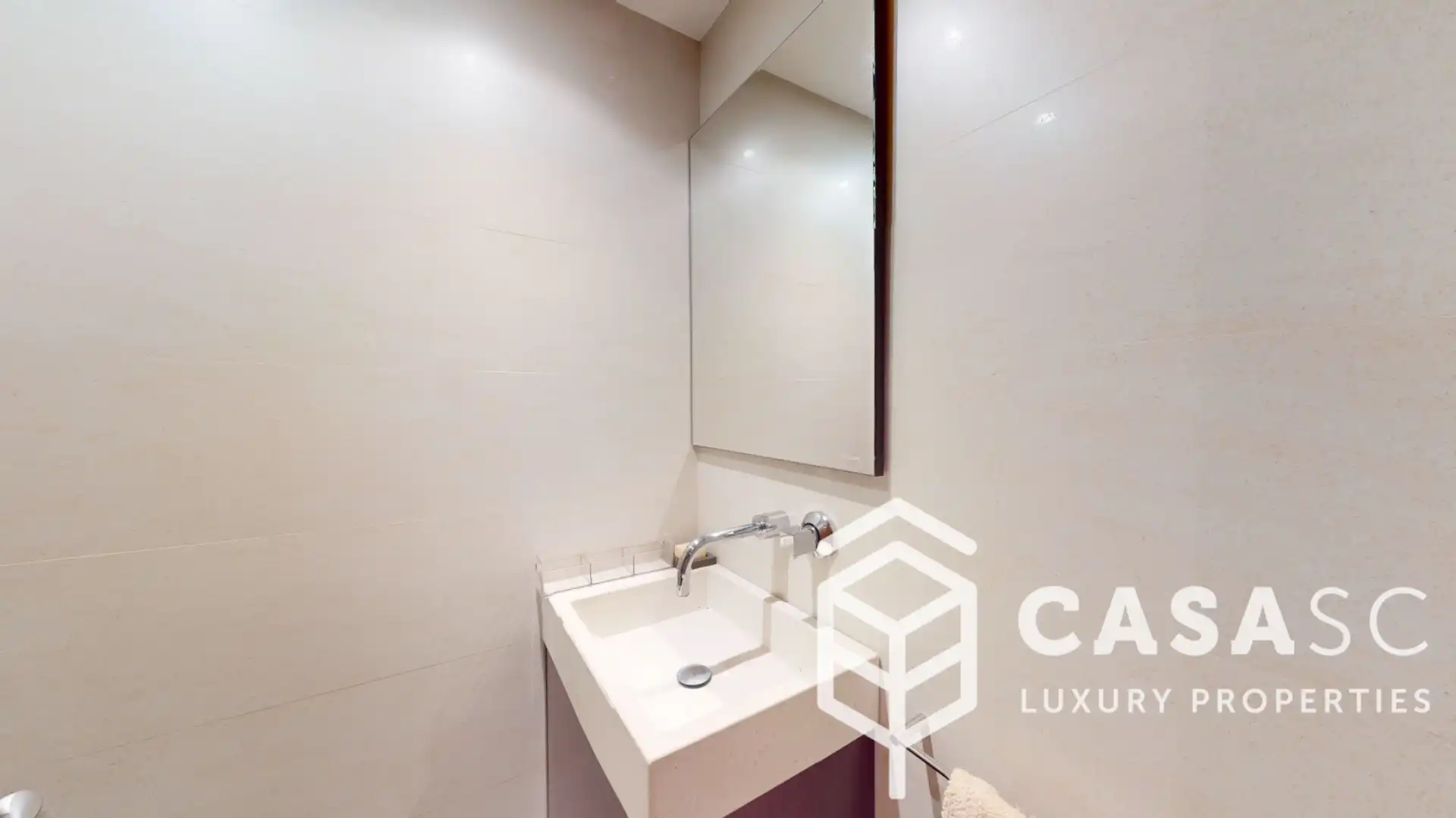 Bathroom of Attic for sale in Sant Cugat del Vallès  with Air Conditioner, Heating and Parquet flooring