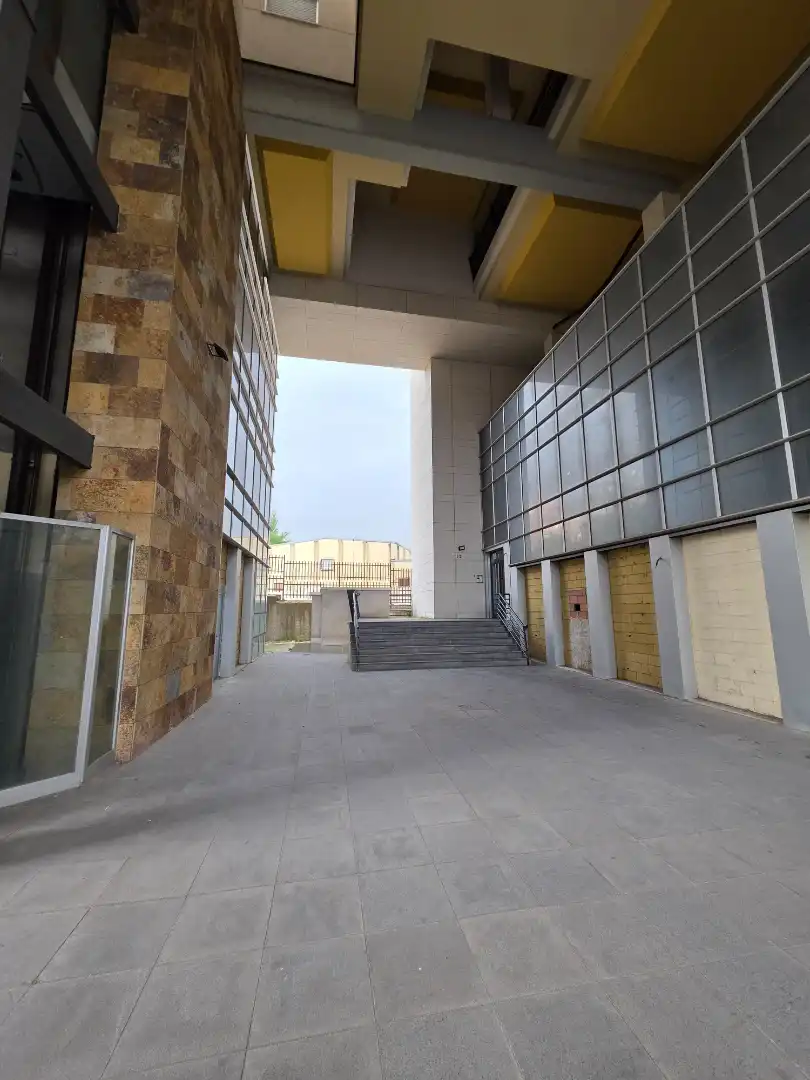 Exterior view of Flat for sale in Parla  with Terrace, Storage room and Community pool