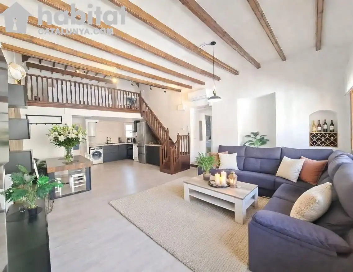 Living room of Attic for sale in Martorell  with Air Conditioner, Parquet flooring and Terrace