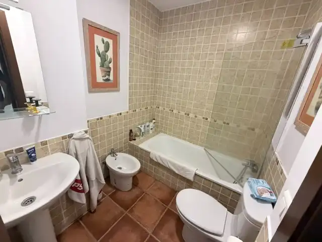 Badezimmer von Wohnung zum Verkauf in El Rompido mit Klimaanlage, Heizung und Terrasse