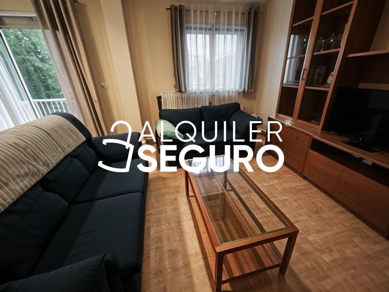 Flat to rent in Emperador Carlos V, Universidad San Francisco