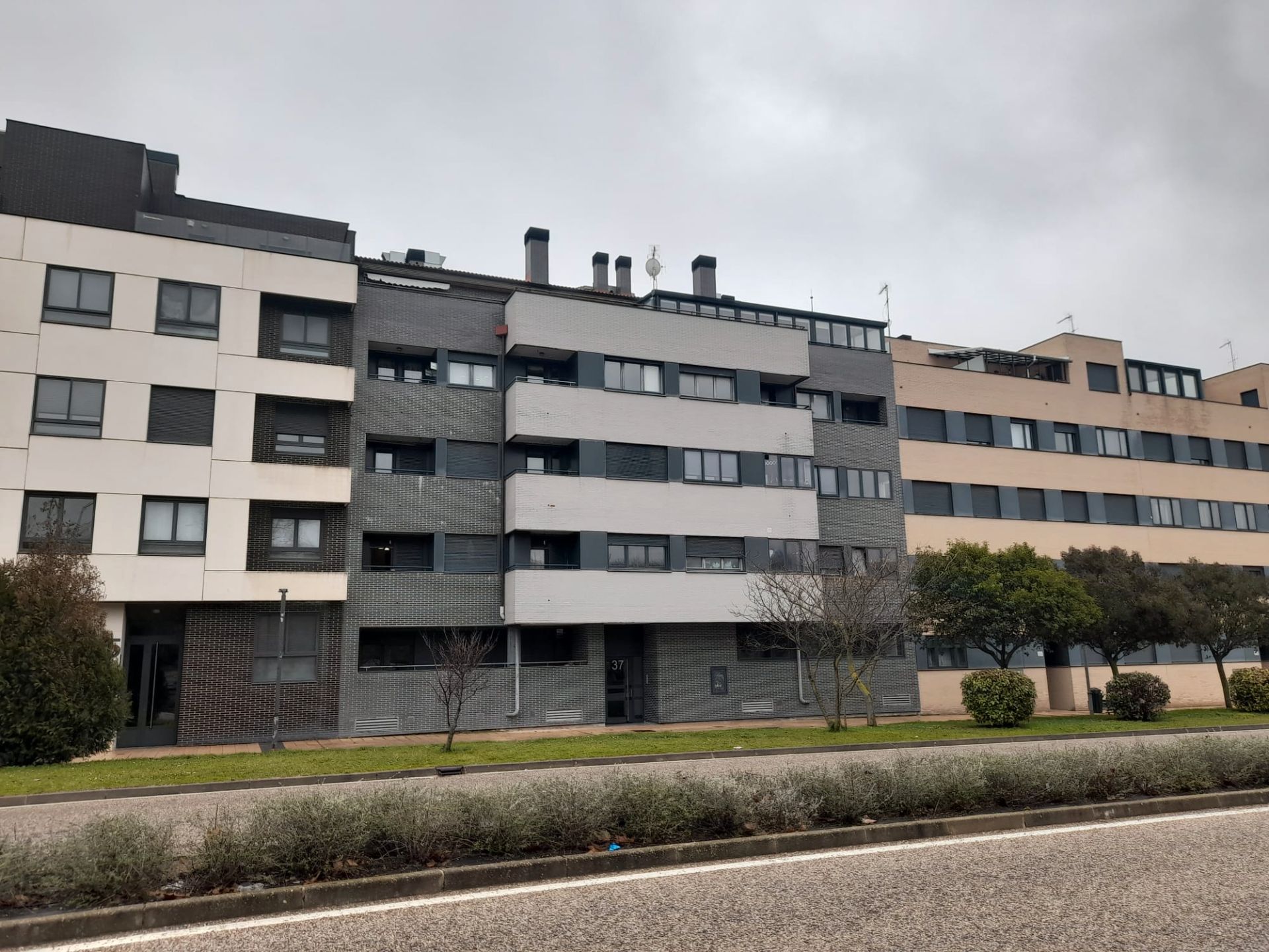 Pis en venda a Avenida Alcalde Valentín Niño, Fuentecillas - S7 - S8