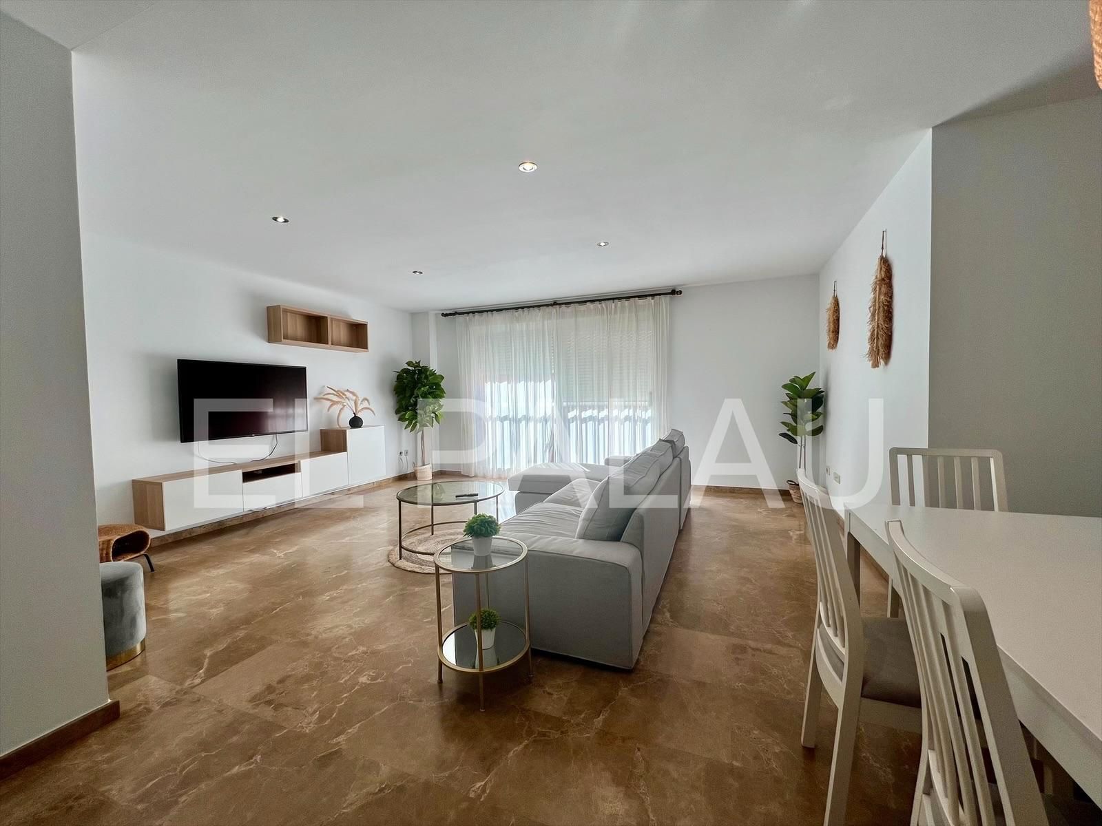Flat for sale in Carrer de la Costera, Barrio de Benicalap
