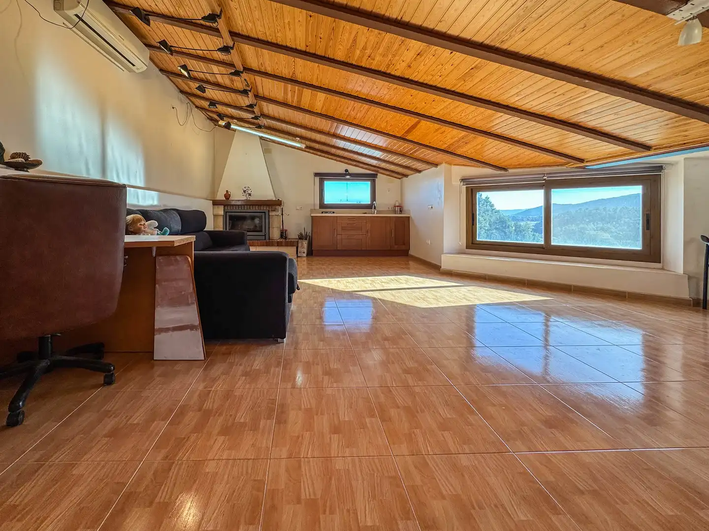 Detached house with terrace for sale in carrer Font de Nerola, imagen 38