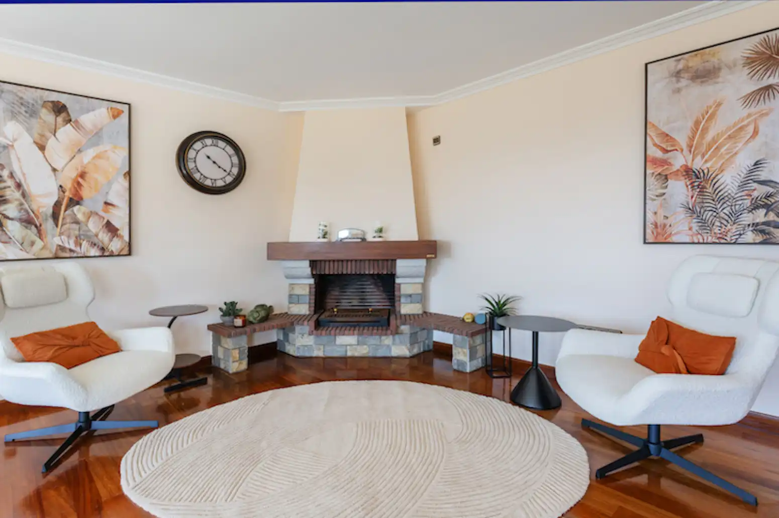 Sala d'estar de Casa o xalet en venda en Gijón  amb Calefacció, Parquet i Terrassa
