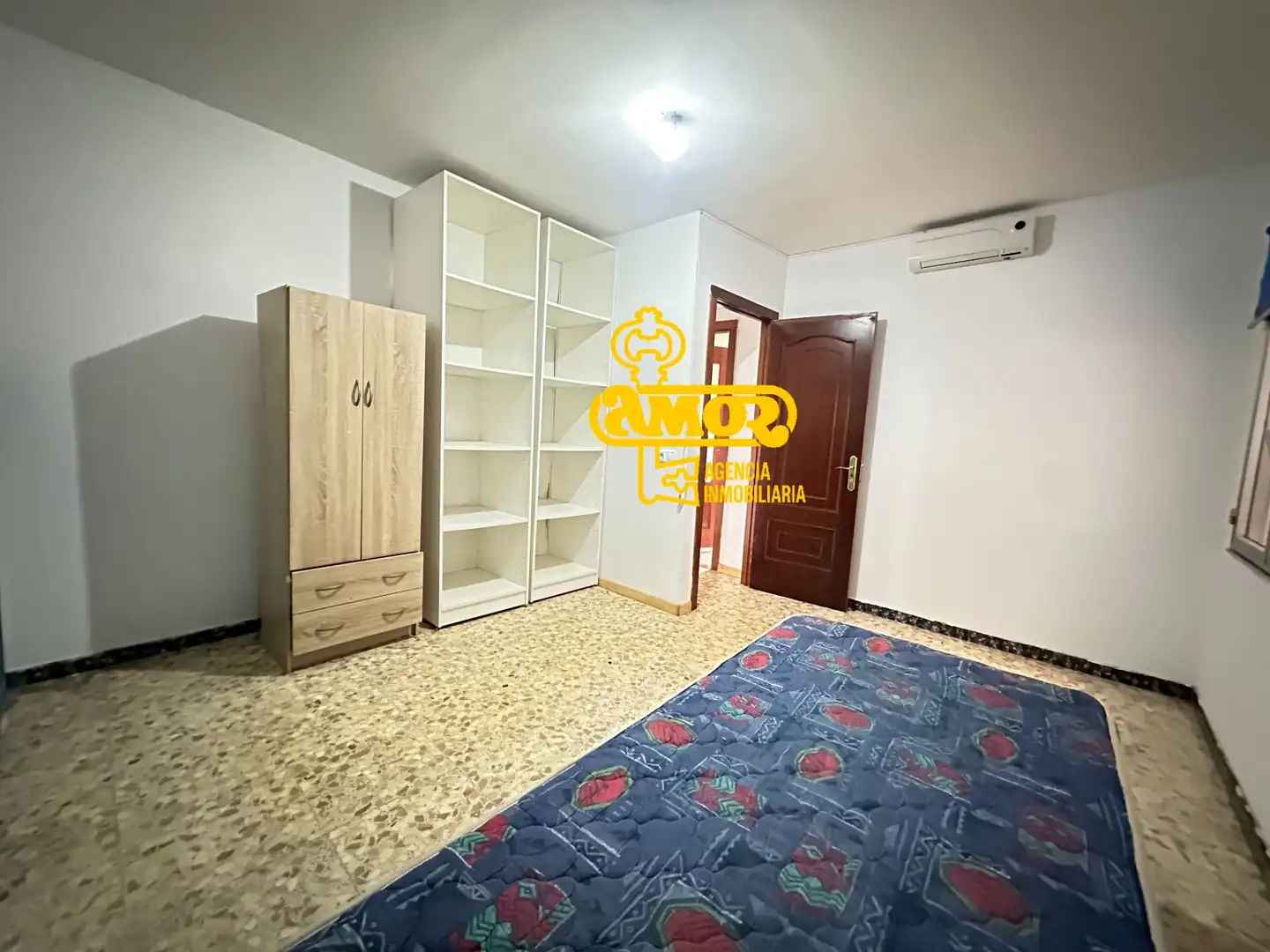 Habitación de Casa o chalet en venta en Santiago de Compostela  con Calefacción