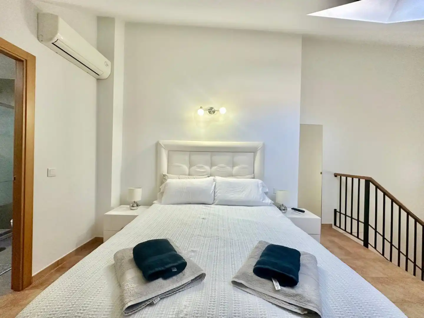 Dormitori de Dúplex en venda en Marbella amb Aire condicionat i Moblat