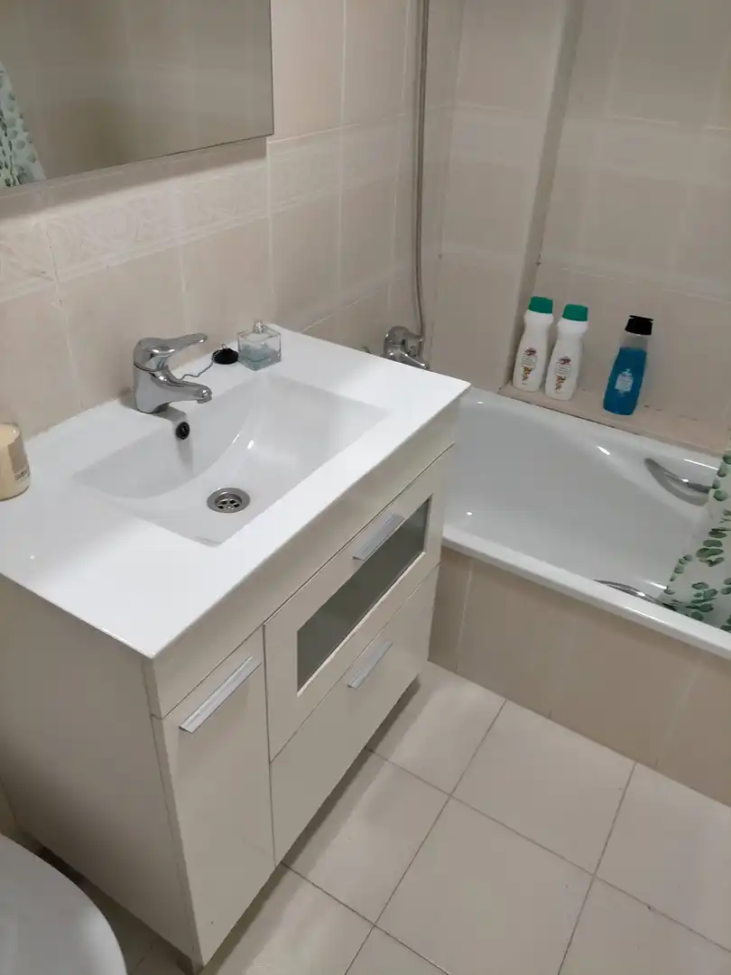 Flat for rent in Calle Rosa de los Vientos, El Pino - Bajo de Guía
